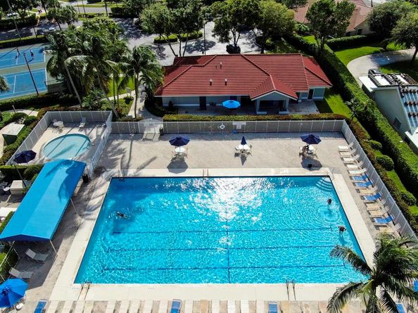 6374 Old Medinah Circle, Lake Worth FL 33463