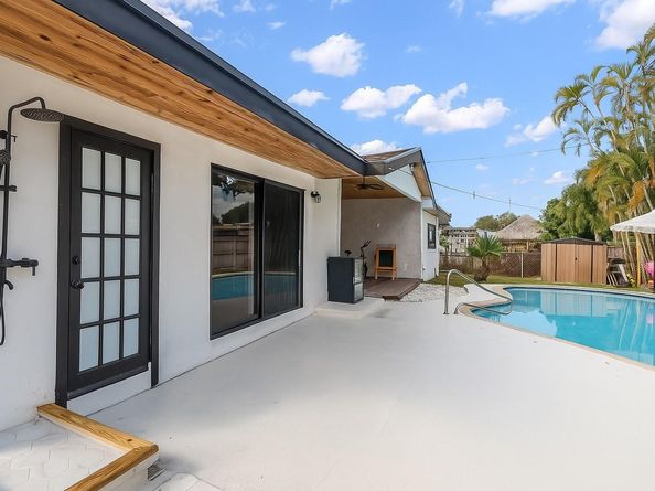 1399 W Camino Real, Boca Raton FL 33486