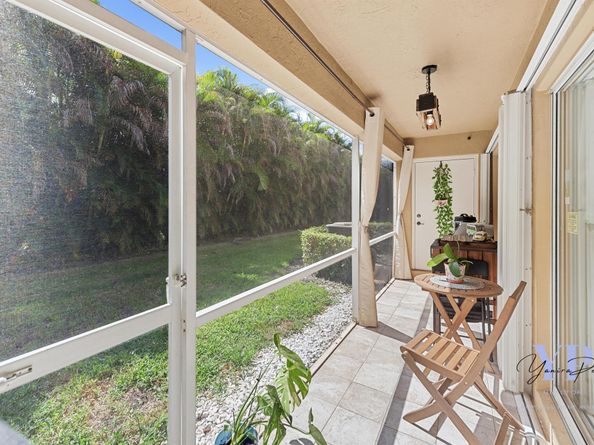 6148 Eaton Street, West Palm Beach FL 33411