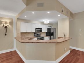 1900 Oceanwalk Ln 115, Pompano Beach FL 33062