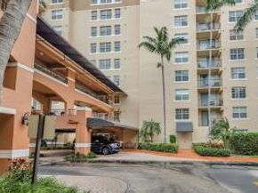 1801 N Flagler Drive 211, West Palm Beach FL 33407