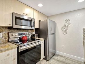 1801 N Flagler Drive 211, West Palm Beach FL 33407