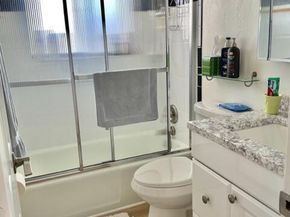 2840 Cynthia Lane 202, Lake Worth Beach FL 33461