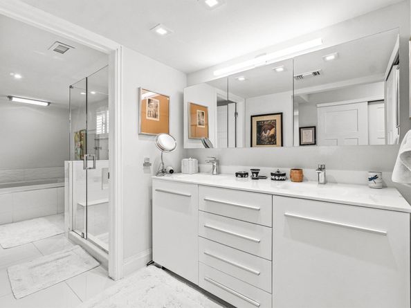 21693 Arriba Real 24B, Boca Raton FL 33433