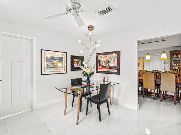 21693 Arriba Real 24B, Boca Raton FL 33433