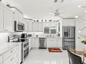 21693 Arriba Real 24B, Boca Raton FL 33433