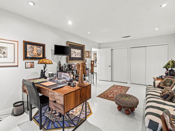 21693 Arriba Real 24B, Boca Raton FL 33433