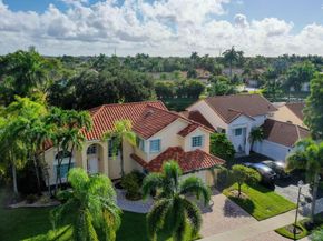 524 Water Pt, Weston FL 33326