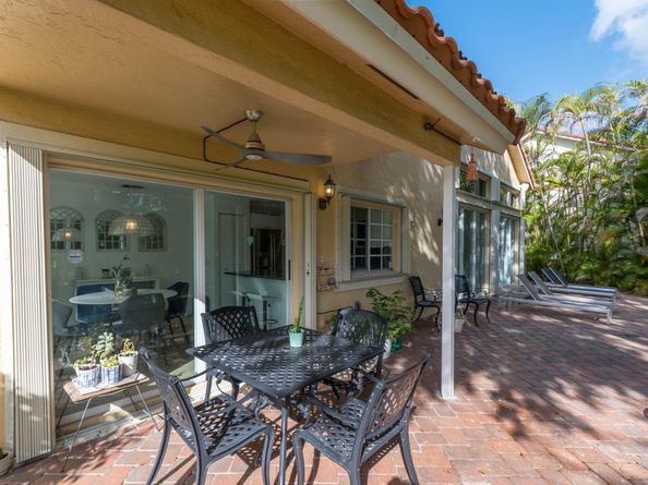 524 Water Pt, Weston FL 33326