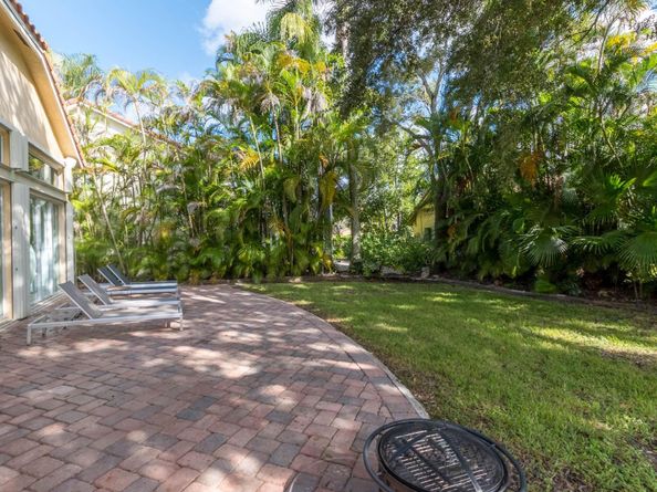 524 Water Pt, Weston FL 33326