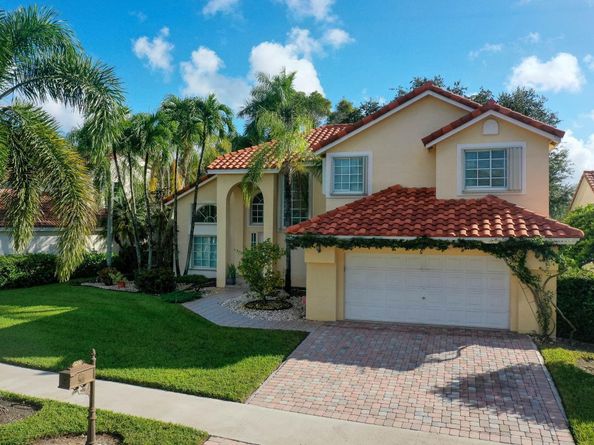 524 Water Pt, Weston FL 33326