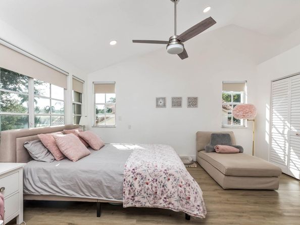 524 Water Pt, Weston FL 33326