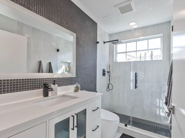 524 Water Pt, Weston FL 33326