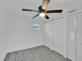 5025 SW 22nd St, Hollywood FL 33023