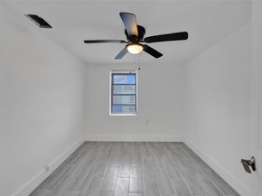 5025 SW 22nd St, Hollywood FL 33023