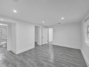 5025 SW 22nd St, Hollywood FL 33023