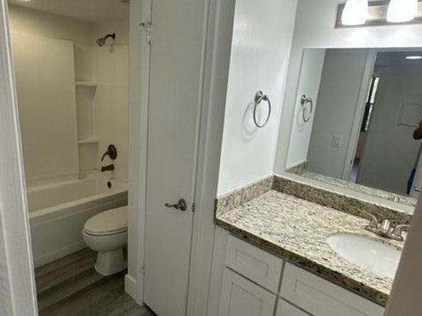 4561 W Mcnab Road 25, Pompano Beach FL 33069
