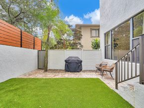 3000 NE 8th Ter B5, Oakland Park FL 33334
