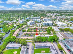 3000 NE 8th Ter B5, Oakland Park FL 33334