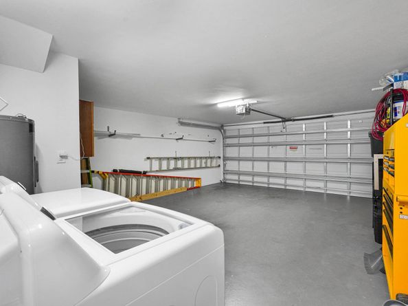 3000 NE 8th Ter B5, Oakland Park FL 33334