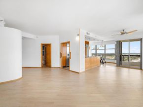 3500 Mystic Pointe Drive Ph4, Aventura FL 33180