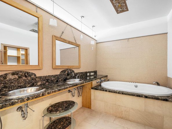 3500 Mystic Pointe Drive Ph4, Aventura FL 33180