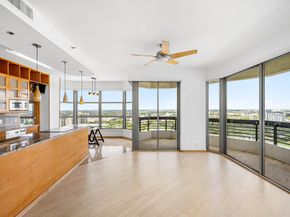 3500 Mystic Pointe Drive Ph4, Aventura FL 33180