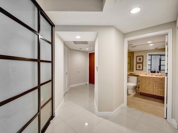 2831 N Ocean Blvd 303N, Fort Lauderdale FL 33308