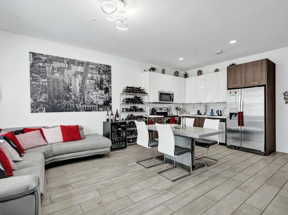 480 NE 35th Ct 2, Oakland Park FL 33334