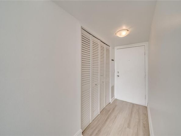 2350 NE 135th St 1212, North Miami FL 33181