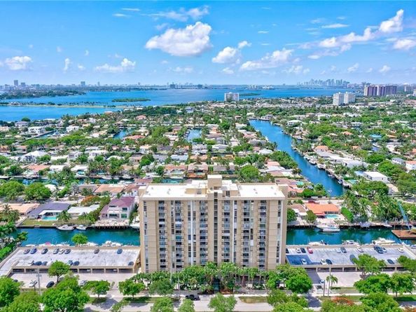 2350 NE 135th St 1212, North Miami FL 33181