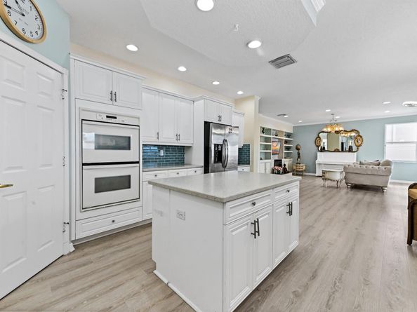 2503 Glendale Drive, Royal Palm Beach FL 33411