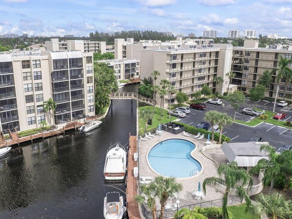 8 Royal Palm Way 6040, Boca Raton FL 33432