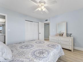 8 Royal Palm Way 6040, Boca Raton FL 33432