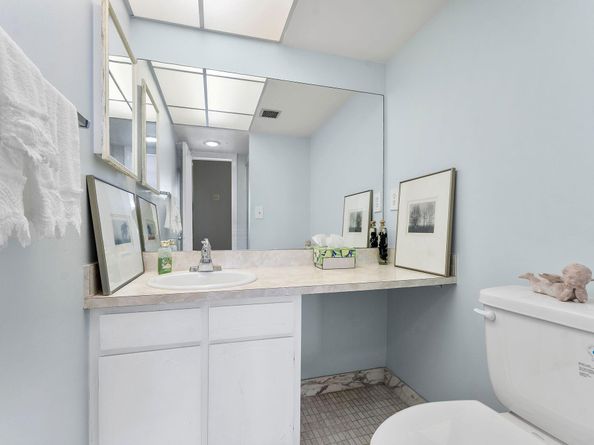 8 Royal Palm Way 6040, Boca Raton FL 33432