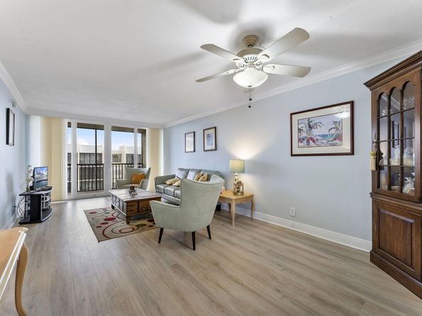 8 Royal Palm Way 6040, Boca Raton FL 33432