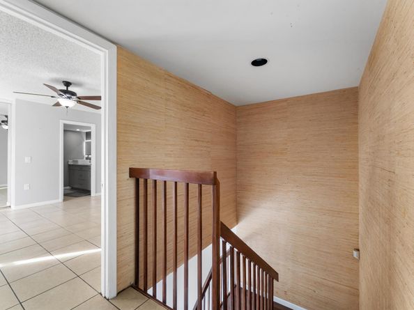 2410 24th Way, West Palm Beach FL 33407