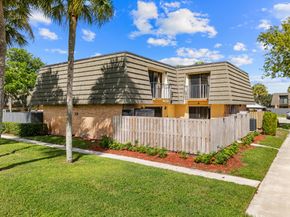 2410 24th Way, West Palm Beach FL 33407
