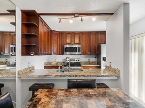 2410 24th Way, West Palm Beach FL 33407