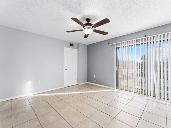2410 24th Way, West Palm Beach FL 33407