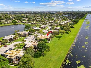 2410 24th Way, West Palm Beach FL 33407