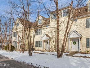 179 Highview Avenue 2, Stamford CT 06907