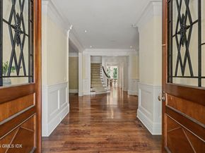 55 Calhoun Drive, Greenwich CT 06831