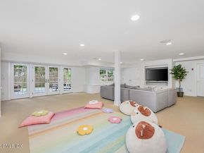 43 Stony Brook Road, Darien CT 06820