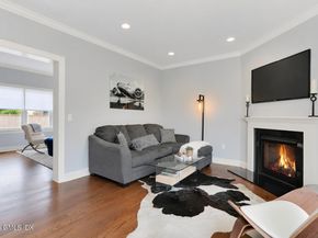 8 View Street 7, Greenwich CT 06830
