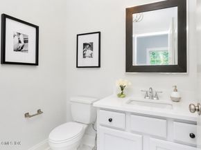 8 View Street 7, Greenwich CT 06830