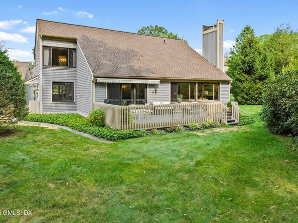 402 W Lyon Farm Drive 402, Greenwich CT 06831