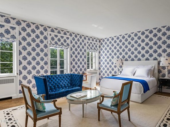 104 Dans Highway, New Canaan CT 06840