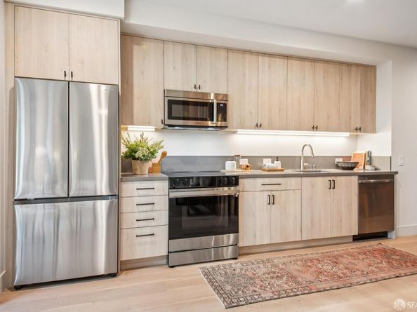 986 South Van Ness Avenue 203, San Francisco CA 94110