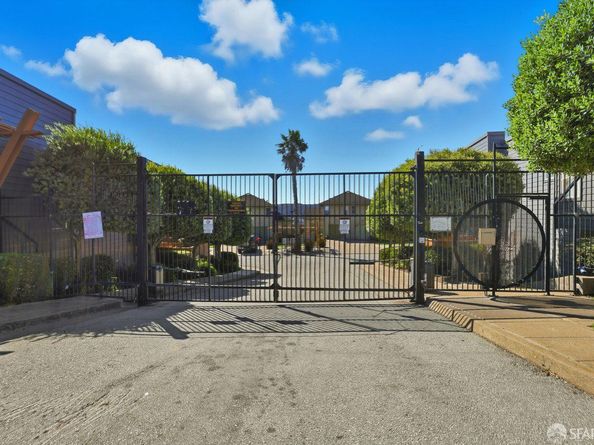 59 Kiska Road, San Francisco CA 94124